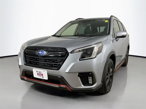 Ice Silver Metallic 2023 Subaru Forester Sport