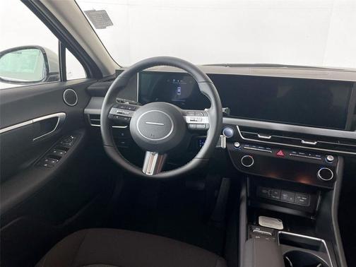 Aero Silver 2026 Hyundai SONATA SEL