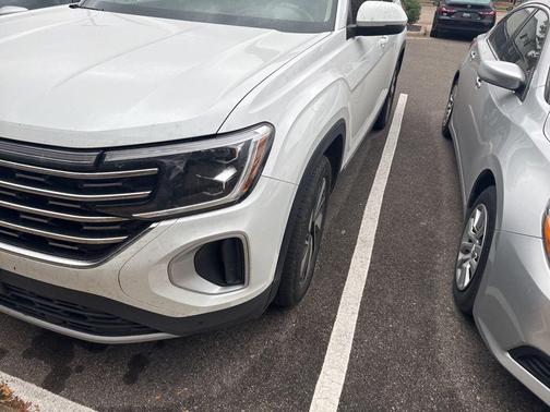 2024 Volkswagen Atlas 2.0T SEL