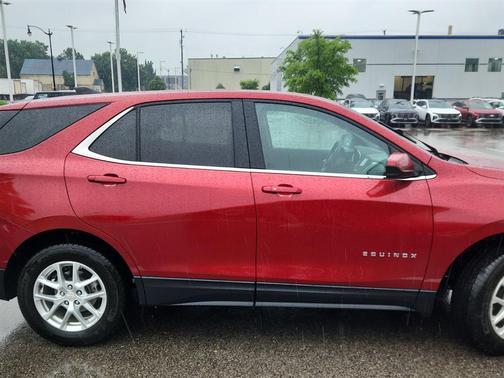 Cherry Red Tintcoat 2022 Chevrolet Equinox 1LT
