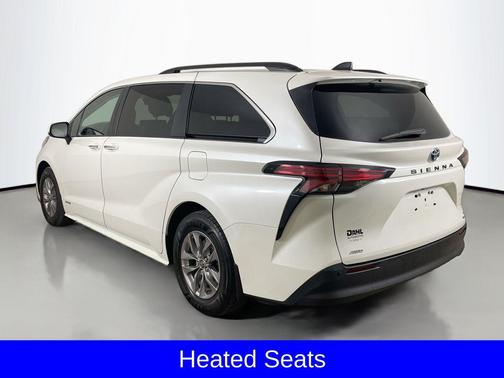 2021 Toyota Sienna XLE 7 Passenger