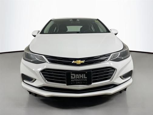 Summit White 2017 Chevrolet Cruze Premier