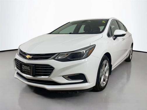 Summit White 2017 Chevrolet Cruze Premier