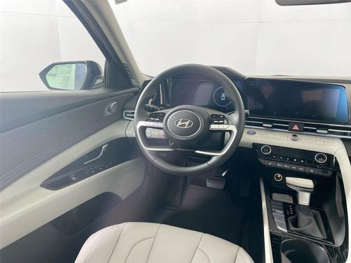 Abyss Black 2026 Hyundai ELANTRA Limited