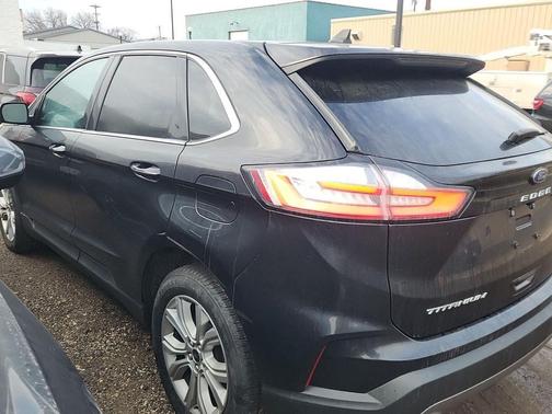 2023 Ford Edge Titanium