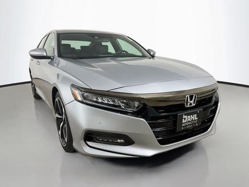 Lunar Silver Metallic 2018 Honda Accord Sport