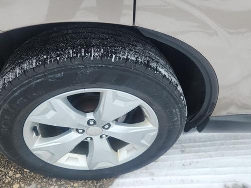 2016 Subaru Forester 2.5i