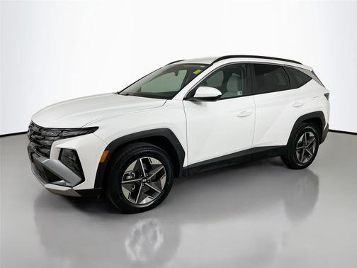 Serenity White Pearl 2025 Hyundai TUCSON SEL