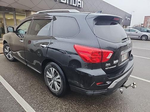 2020 Nissan Pathfinder SL 4WD