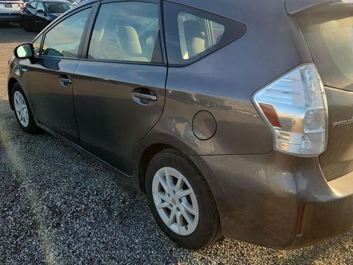 2014 Toyota Prius v Three