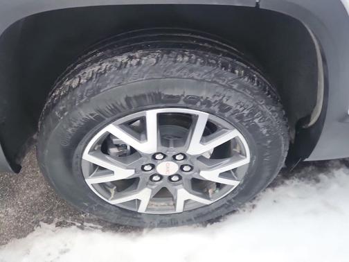 2023 GMC Acadia FWD SLE