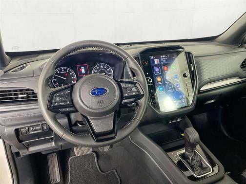 Crystal White Pearl 2025 Subaru Forester Premium