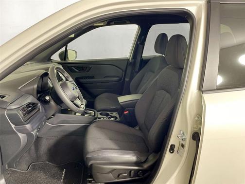 Crystal White Pearl 2025 Subaru Forester Premium