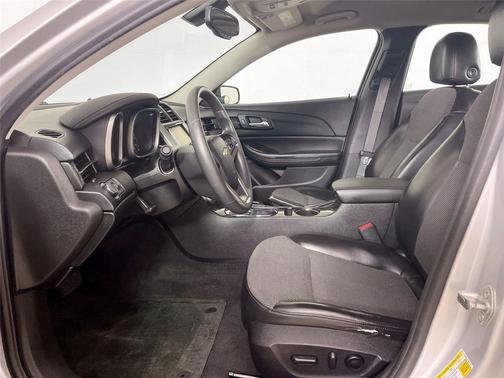 Silver Ice Metallic 2014 Chevrolet Malibu 1LT