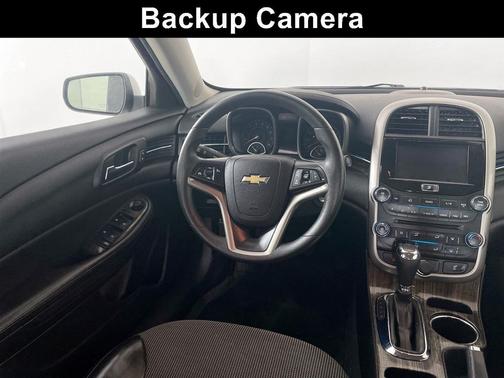 Silver Ice Metallic 2014 Chevrolet Malibu 1LT