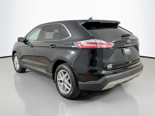 Agate Black Metallic 2023 Ford Edge SEL
