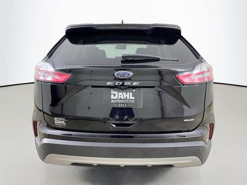 Agate Black Metallic 2023 Ford Edge SEL