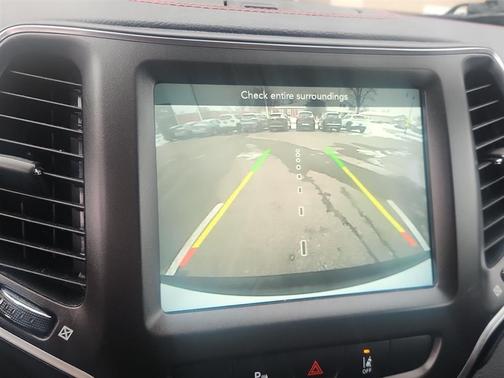 2021 Jeep Cherokee Trailhawk