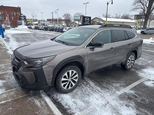 2023 Subaru Outback Premium