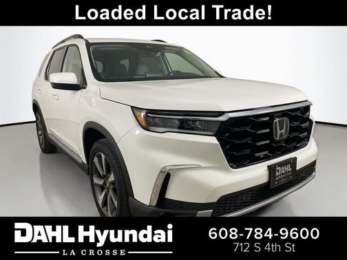Platinum White Pearl 2024 Honda Pilot Touring 8-Passenger