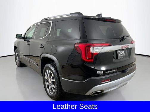2023 GMC Acadia AWD SLT