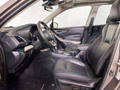 Brilliant Bronze Metallic 2023 Subaru Forester Limited
