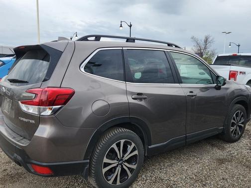 Brilliant Bronze Metallic 2023 Subaru Forester Limited