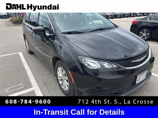 2017 Chrysler Pacifica Touring