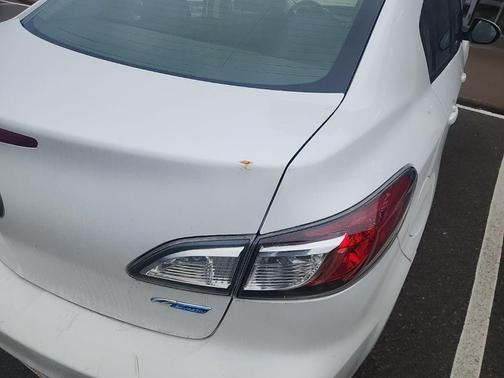 2013 Mazda Mazda3 i Sport