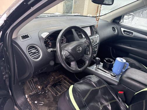 2020 Nissan Pathfinder SL 4WD