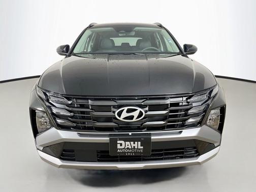 Phantom Black 2026 Hyundai TUCSON SEL Plus