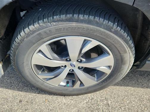Magnetite Gray Metallic 2020 Subaru Ascent Premium 7-Passenger