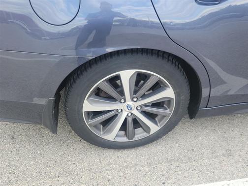 Carbide Gray Metallic 2016 Subaru Legacy Limited