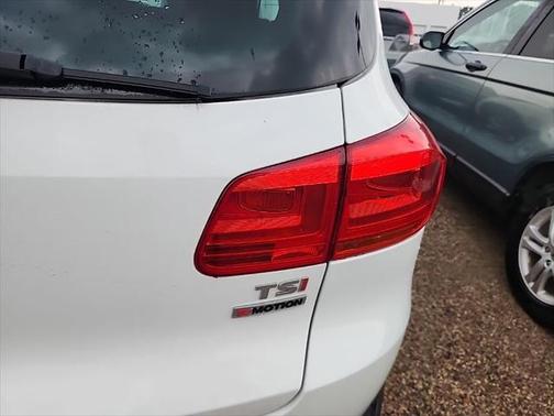 2017 Volkswagen Tiguan 2.0T Wolfsburg Edition