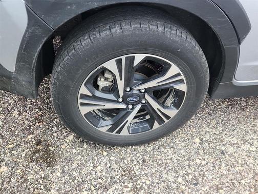 Ice Silver Metallic 2024 Subaru Crosstrek Premium