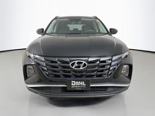 Black Pearl 2024 Hyundai TUCSON SEL