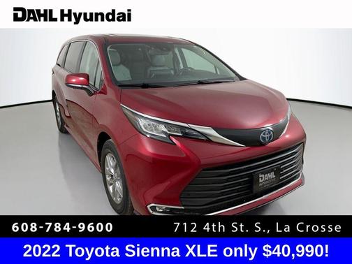 2022 Toyota Sienna XLE 7 Passenger