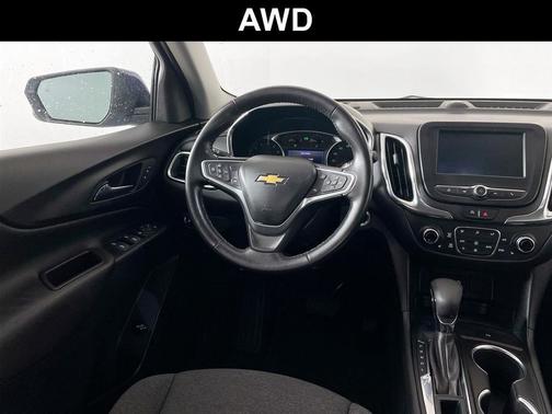 Blue Glow Metallic 2022 Chevrolet Equinox 1LT