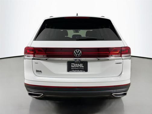 2024 Volkswagen Atlas 2.0T SE