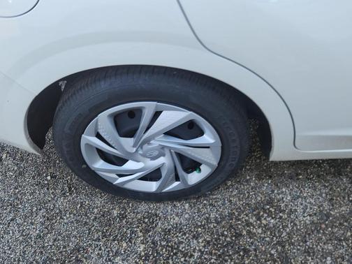 Crystal White Pearl 2024 Subaru Impreza Base
