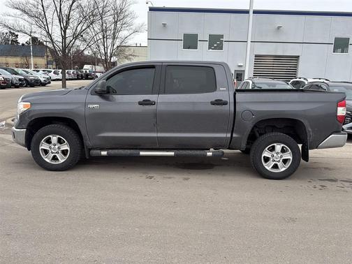2016 Toyota Tundra SR5