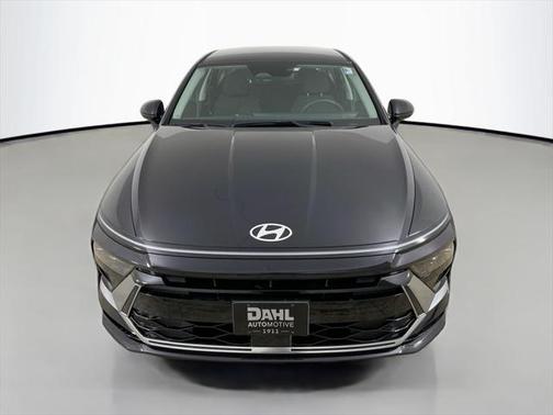 2025 Hyundai SONATA Hybrid SE