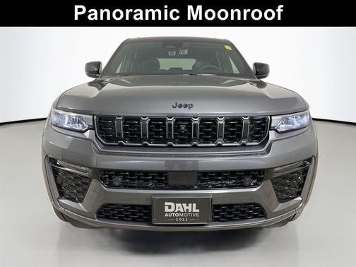 Baltic Gray Metallic Clearcoat 2026 Jeep Grand Cherokee Limited