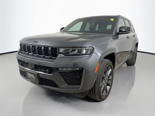 Baltic Gray Metallic Clearcoat 2026 Jeep Grand Cherokee Limited