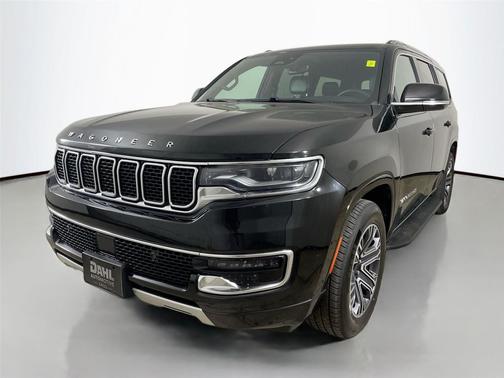 Diamond Black Crystal Pearlcoat 2024 Jeep Wagoneer Series II 4x4