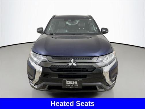 2020 Mitsubishi Outlander LE