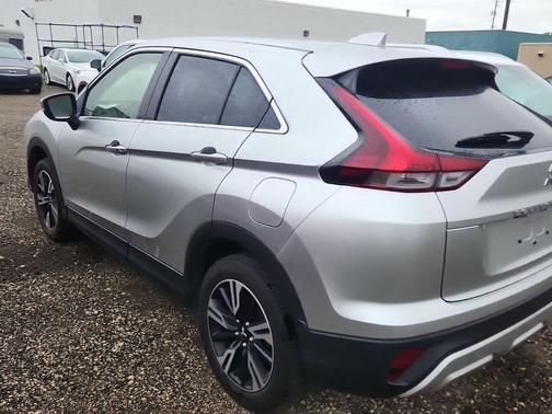 Alloy Silver Metallic 2024 Mitsubishi Eclipse Cross SE
