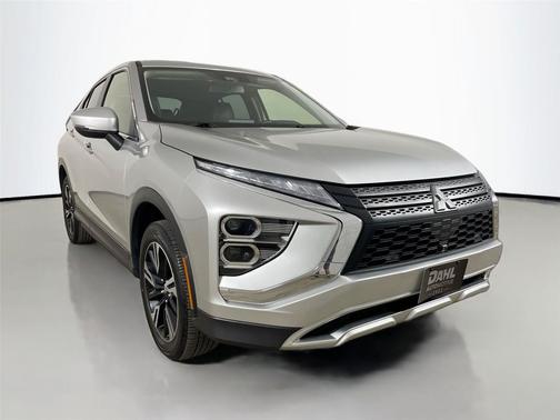 Alloy Silver Metallic 2024 Mitsubishi Eclipse Cross SE