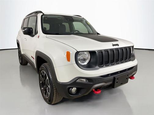 2023 Jeep Renegade Trailhawk