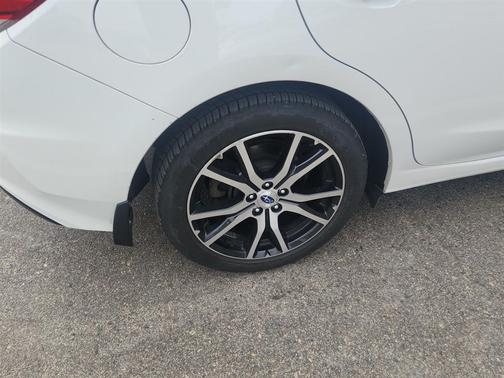 2017 Subaru Impreza 2.0i Limited